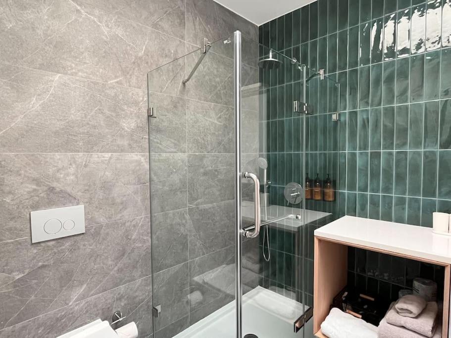 New Ample And Cozy One Bedroom Apt In Brooklyn At Rem-Casa Nova Iorque Exterior foto